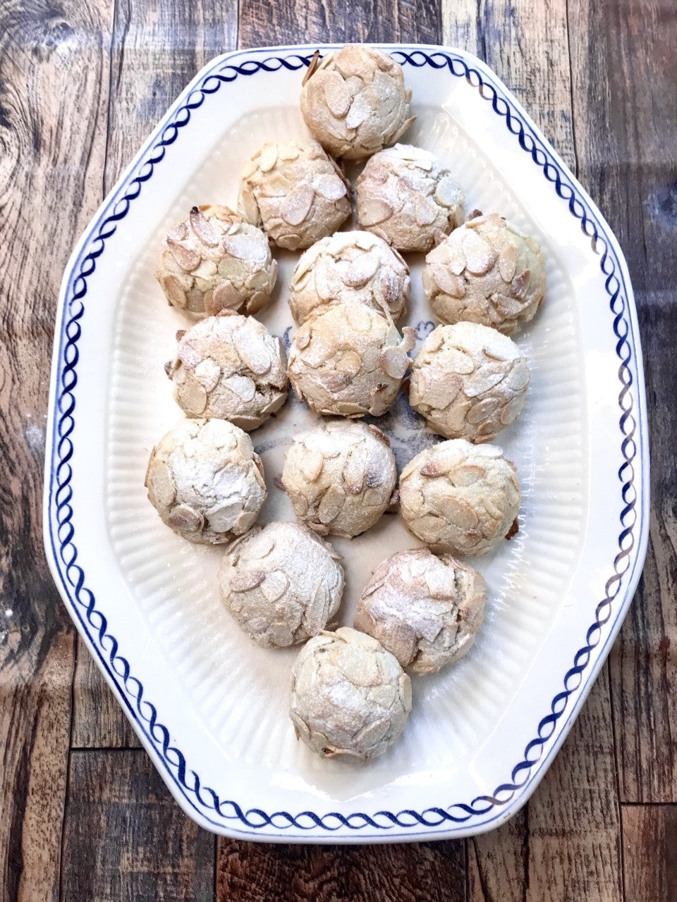 Biscotto alle Mandorle all' Amaretto - Amaretto infused almond biscuit (GF) (Vegan option available)